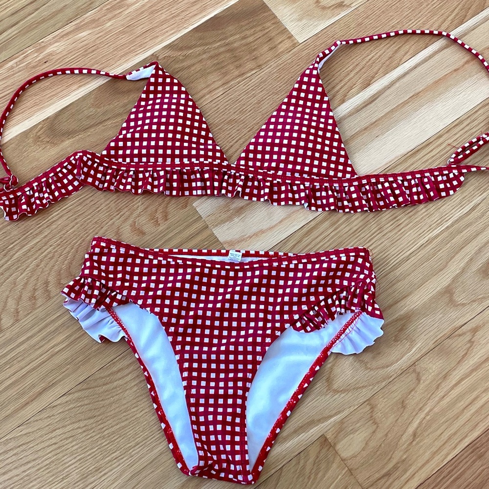 Girl next-door checker bikini with ruffles